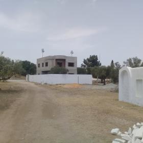 Незавершенная вилла в американском стиле в Barraket Sahel Hammamet