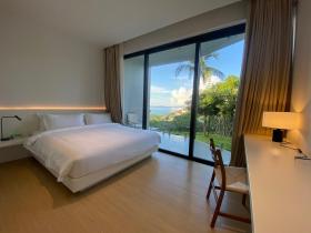 Великолепная вилла в голливудском стиле с исключительным видом на море