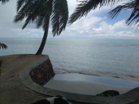 Дом на маленьком райском острове