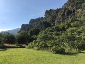 Чудесная земля с шале Tepozteco