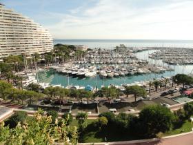 Апартаменты Marina Baie des Anges с панорамным видом на море и порт