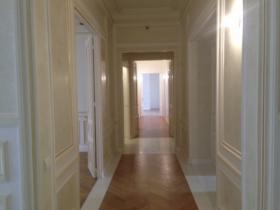 Продается престижная квартира в Париже Porte Dauphine