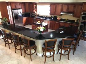 King Fisher Island Sandyport уникальный дом в продаже